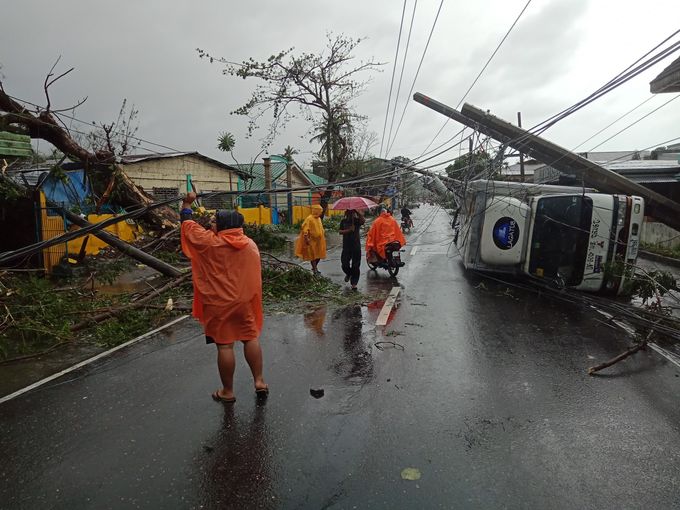--Rappler. The kind of mess people were left with yesterday.
