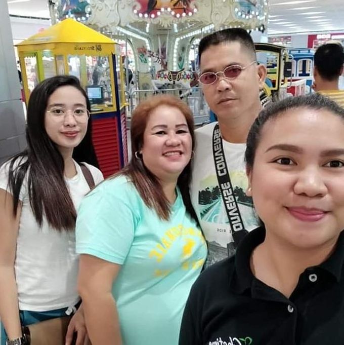 Bernie with his wife Des, Mirasol, and Mich.