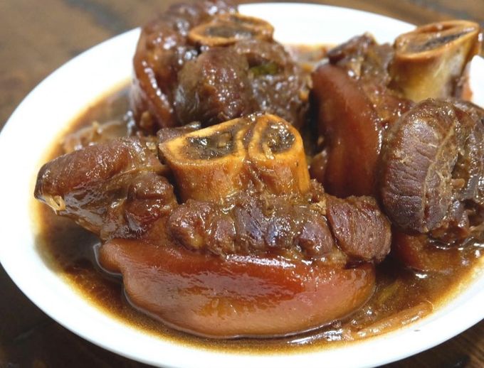 pata hamonado (Lutong Bahay Recipe)