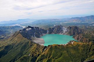 The Pinatubo caldera today (interaksyon.philstar.com)